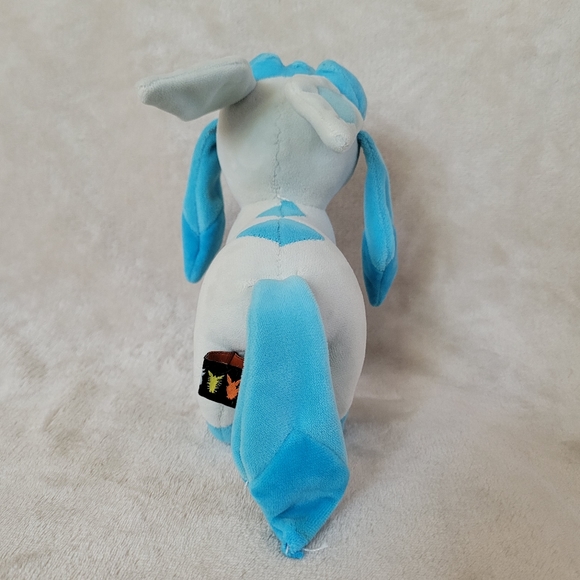 Pokemon Glaceon 7" eeveelution Japan pokemon center Stuffed plush toy - Picture 2 of 8